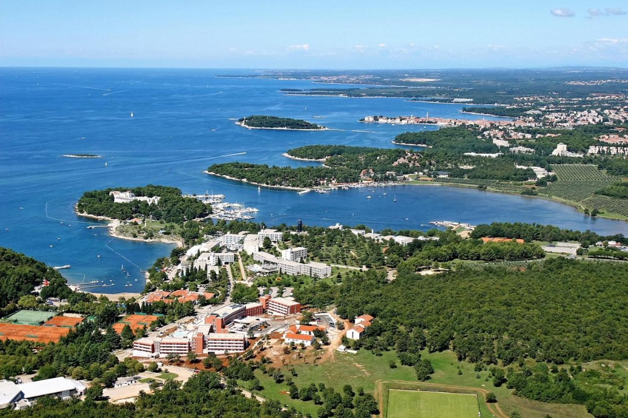 Apartamento Eva - Storia Parentina Poreč Exterior foto